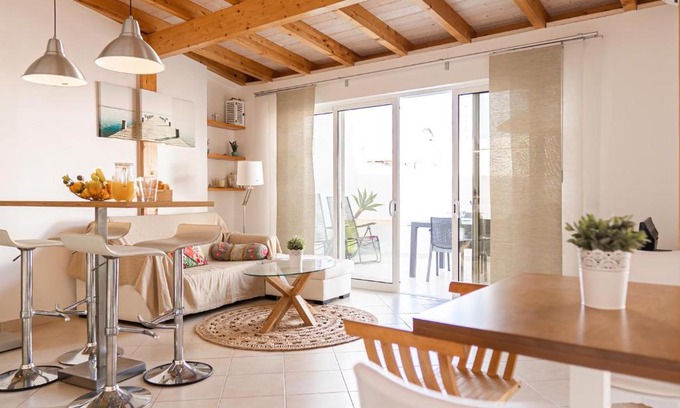 Fuseta House | Casa Luz