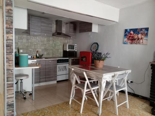 Villalba dels Arcs House | Casa Mónica