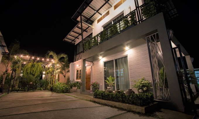 Chang Moi Villa | Casa Malee " a little home away from home"