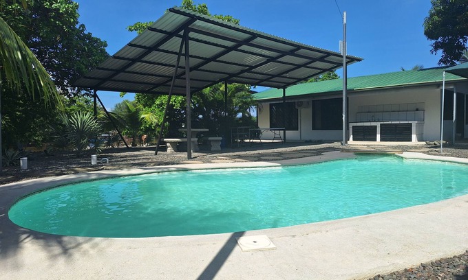 Barrio Las Playitas House | Casa Mango Puntarenas, Costa Rica