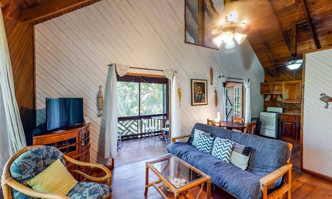 Antoneys Cay Apartment | Casa Maria @ Sundancer, Sandy Bay