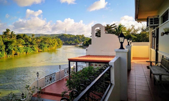 Pagsanjan Bed & Breakfast | Casa Marina Bed and Breakfast