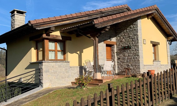 Villar de Huergo Cottage | Casa Martina for 4 people