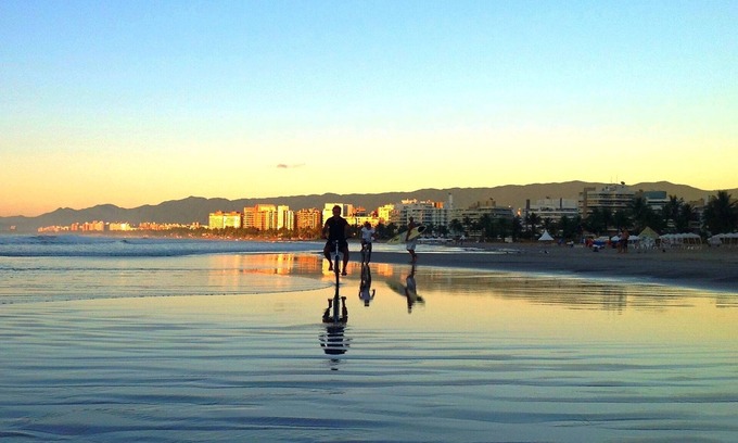 Bertioga House | Casa Master Pé na Areia c/Piscina Wifi