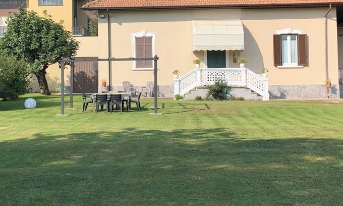 Sesto Calende House | Casa Matilde: Cozy house surrounded by greenery