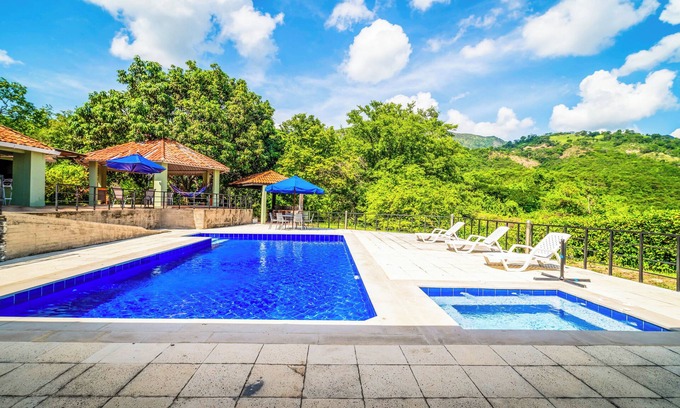Apulo Villa | Casa Matiz Vistas increíbles cerca de Anapoima