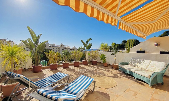 Pueblo Mascarat Apartment | Casa Mattina Mascarat - Ruhige Ferienwohnung mit dem Blick auf Meer und Berge