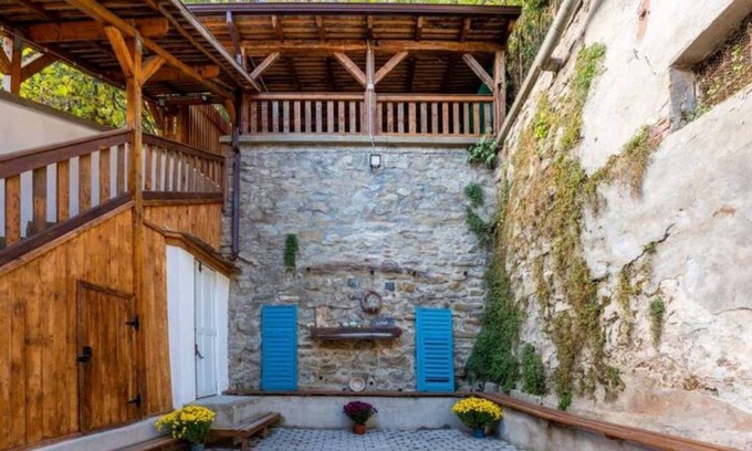 Sighisoara House | Casa Maya Transylvania Studio