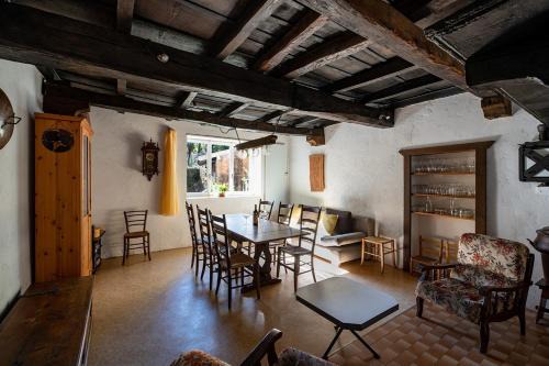 Caslano Apartment | Casa Merlot - Happy Rentals