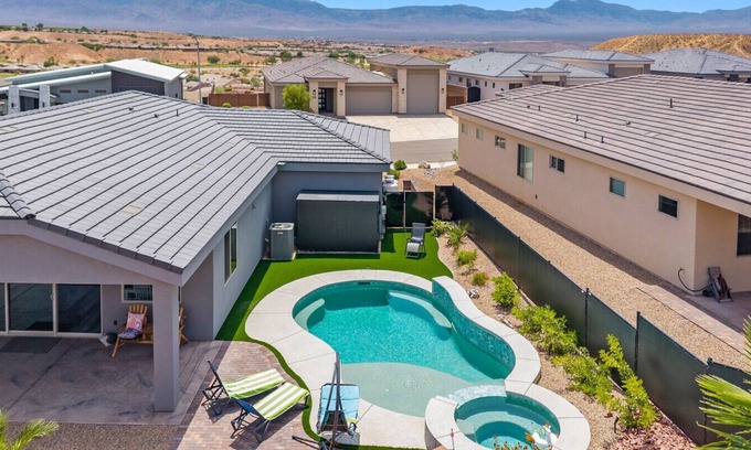 Mesquite House | Casa Mesquite BL 991724 by J and Amy