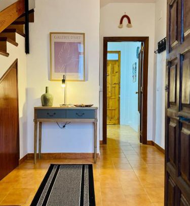 Fuentes de Leon House | Casa Mirasierra