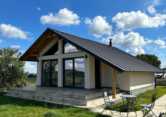 Sinteu House | Casa moderna in Sinteu - intersectia intre modern si linistea naturii