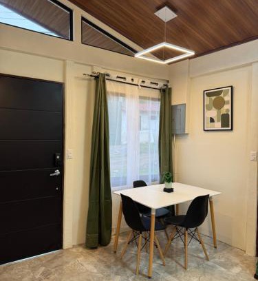 Pavones House | Casa Montano