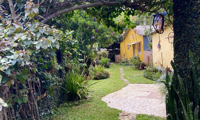 Ibitirama House | Casa Mulher Arteira - Near the Caparaó waterfalls