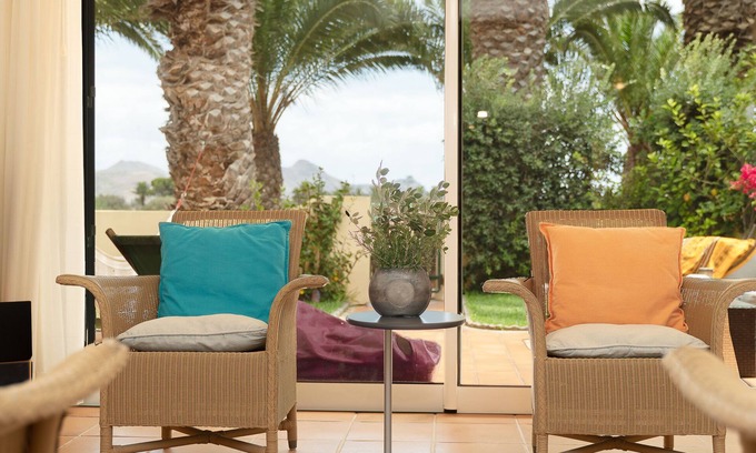 Campo de Baixo Villa | CASA NA PRAIA - Home, steps from the sand