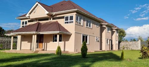 Nakuru County Villa | Casa Nadreya Home