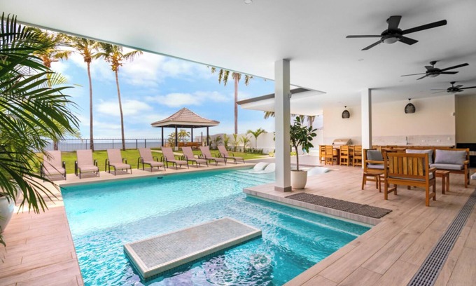 Potrero Villa | Casa Natalia: Luxurious Oceanfront Villa with Housekeeping and Concierge