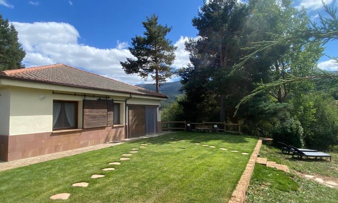 Pineda de la Sierra House | CASA NATURAE