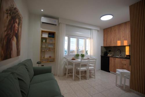 Karteros Apartment | casa NEFELI