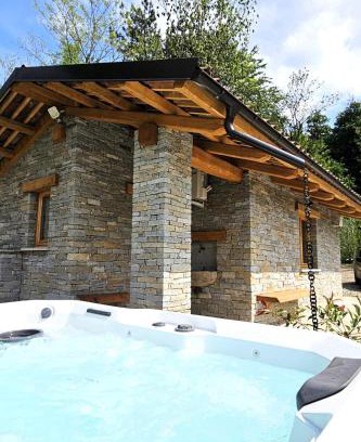 Revello Ski Chalet | Casa nel Bosco