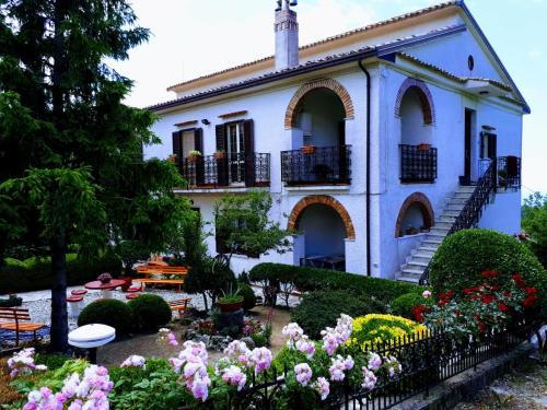 Falconara Albanese House | Casa nel verde !