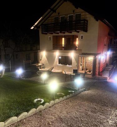 Moieciu House | Casa Nicole