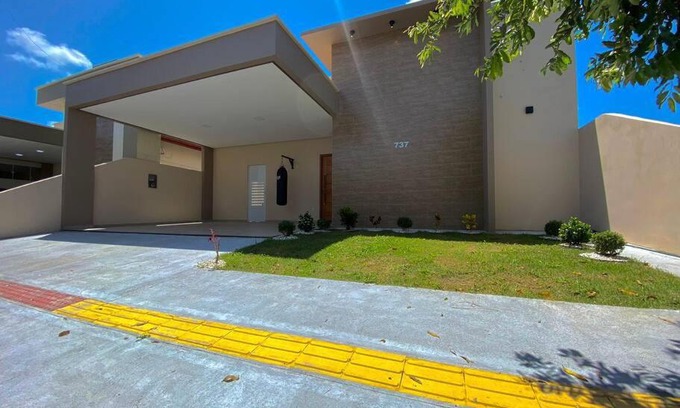 Macapa House | Casa no Condomínio Jardim Europa