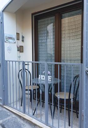Melfi House | Casa Nonna Trentina