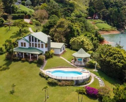 Calima Villa | Casa Nueva Lago Calima