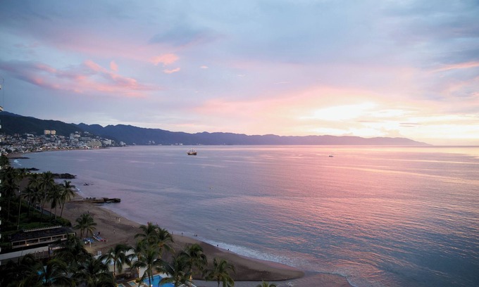 Olimpica Condo | Casa Océano - Brand New Beach Front 2 Bedroom in The Center of Puerto Vallarta