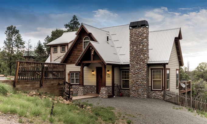 Ruidoso House | Casa Oso Grande by Vtrips