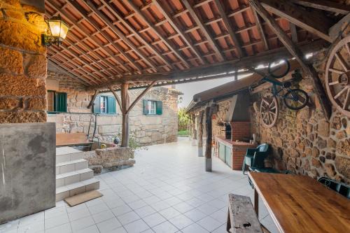 Seia House | Casa Outeiro de Cima - Casa Rústica típica Serrana - Seia - SERRA DA ESTRELA