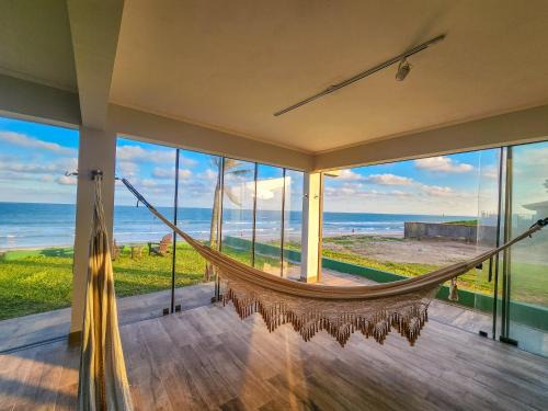 Salinas Villa | Casa Pé na Areia