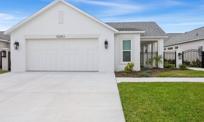 Wildwood House | Casa Pablo Garden Villa at Eastport