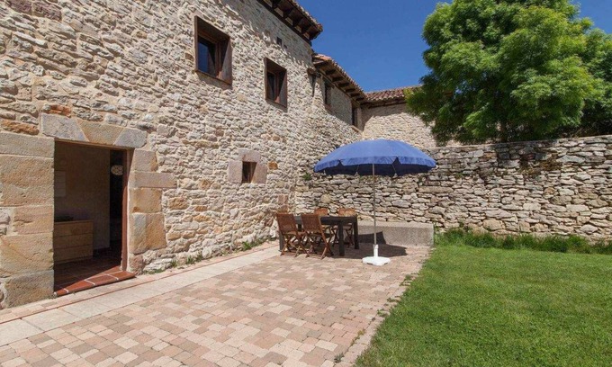 Villallano House | Casa Palacio de Mave for 10 people