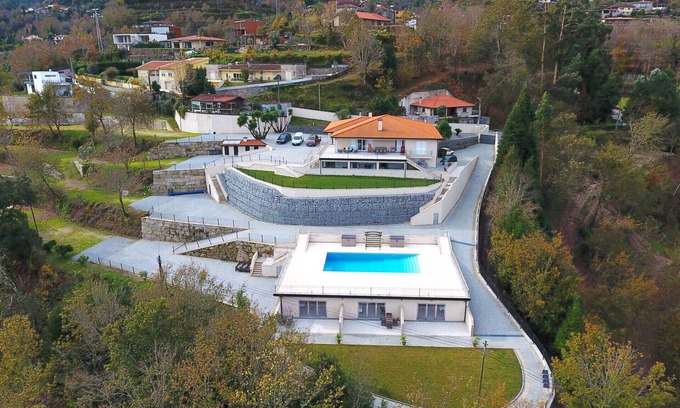 Rio Caldo Apartment | Casa Panorâmica Gerês II