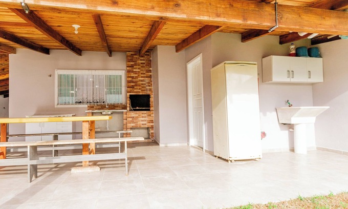 Nossa Senhora da Paz Apartment | Casa para até 10 pessoas com churrasqueira QF1846