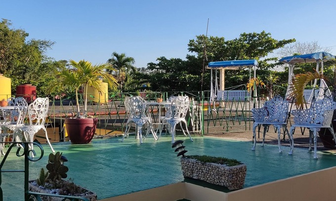 Vinales Bed & Breakfast | Casa Particular “Villa El Coral”