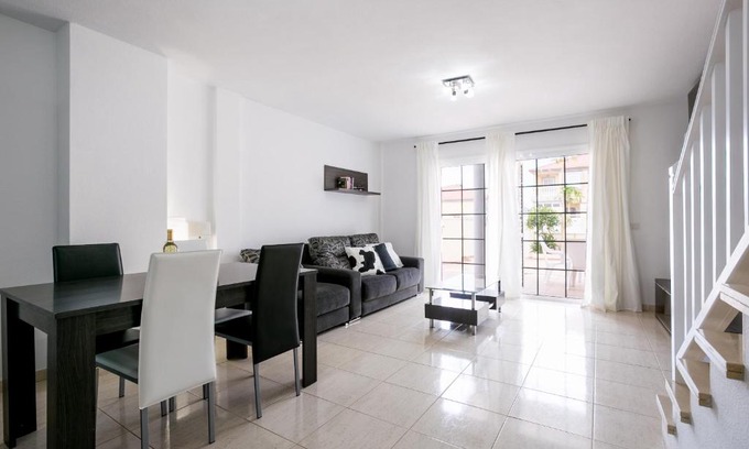 Arenas del Mar Apartment | Casa Pelada, Medano Beach