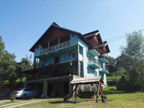 Capatineni-Ungureni Apartment | Casa Pelerinului