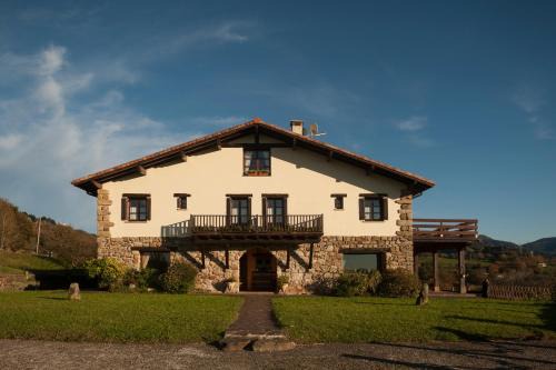 Oiartzun House | Casa Peluaga