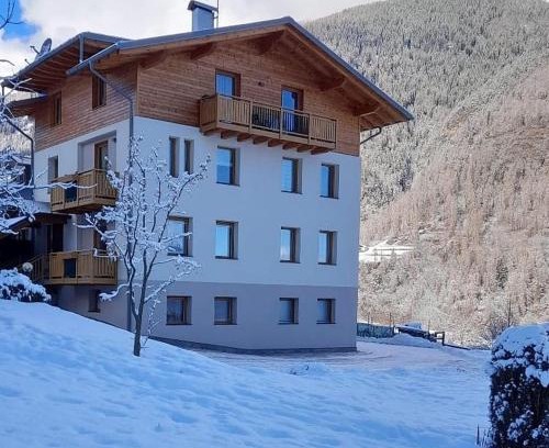 Almazzago Apartment | Casa Penasa Appartamento 1