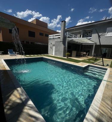 Jardim Acapulco House | Casa pet friendly Guarujá condomínio Jardim Acapulco