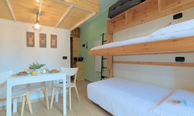 Aprica Apartment | Casa Pino - Loft with Magnolta Garden