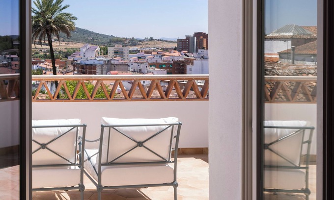 Santa Clara Hotel | Casa Pizarro Hotel
