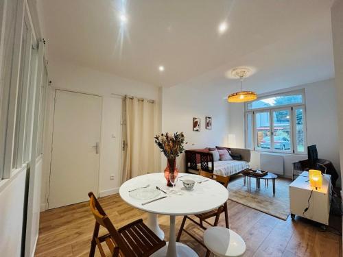 Les Hauts de Saint-Aubin Apartment | Casa Predali