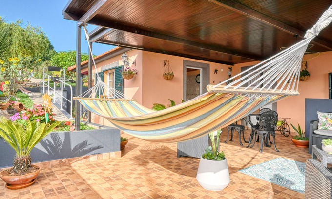Ponta do Sol Cottage | Casa Primavera, a Home in Madeira