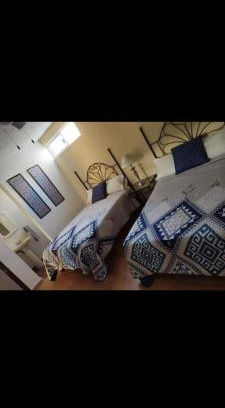 Bernal House | Casa Pueblo bonito
