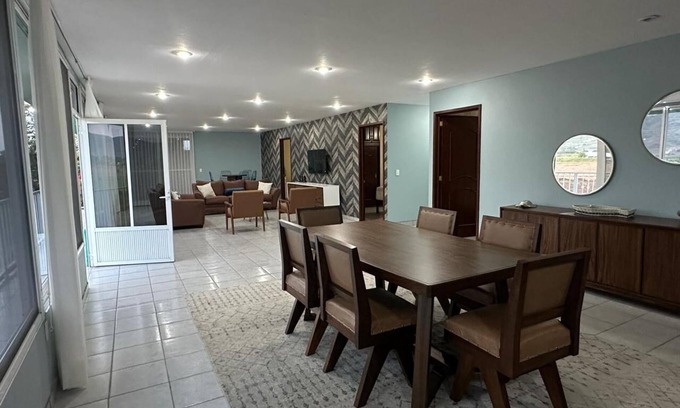 Etzatlan House | Casa Refugio Eterno