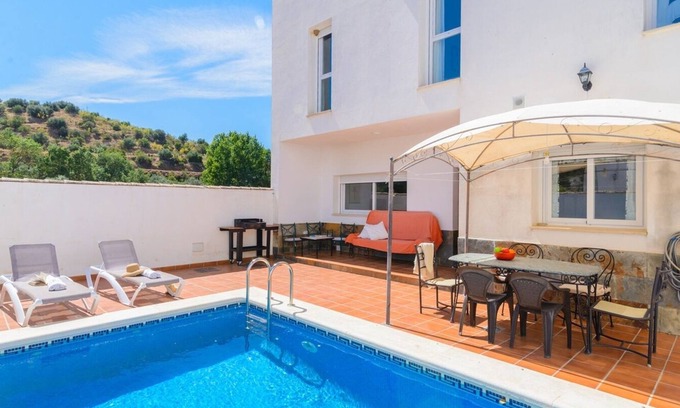 Riofrio Villa | Casa Riofrio Loja by Ruralidays